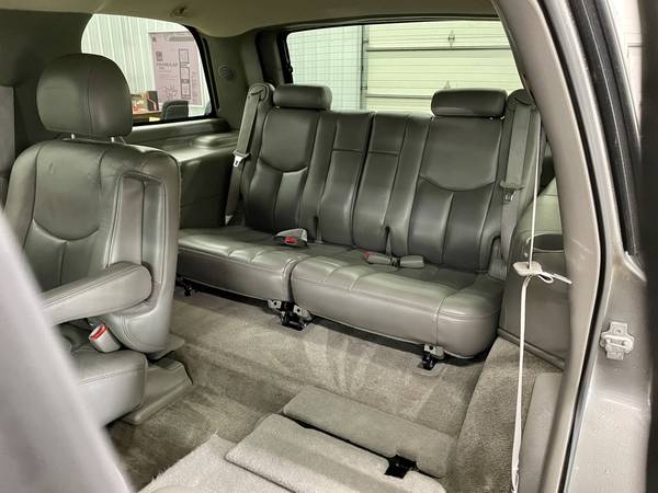 2005 GMC Yukon Denali AWD/343K Miles/Loaded/Very Nice - cars & for sale in South Haven, MN – photo 13
