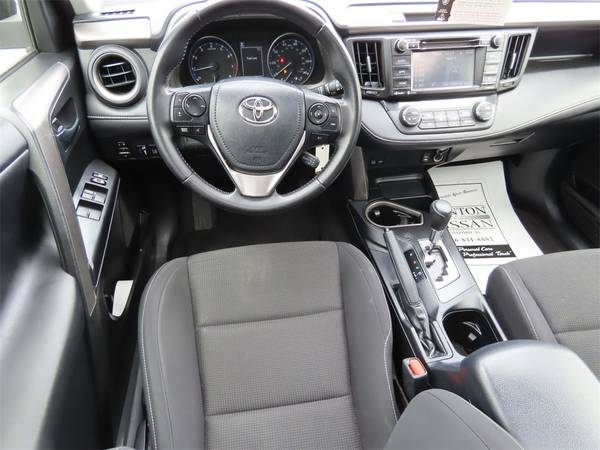 2017 Toyota RAV4 FWD 4D Sport Utility/SUV XLE - - by for sale in OXFORD, AL – photo 18