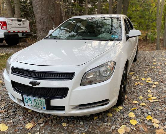 2010 Chevy Malibu LT - cars & trucks - by owner - vehicle automotive... for sale in Derry, NH – photo 4