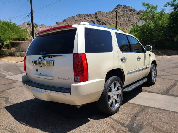 2009 Cadillac Escalade Luxury - - by dealer - vehicle for sale in Phoenix, AZ – photo 5