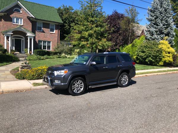 2013 Toyota 4Runner Limited 1 owner low miles for sale in Teaneck, NY – photo 2