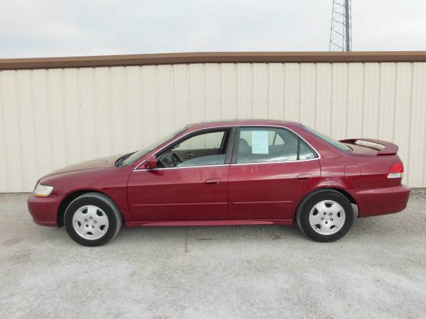 2001 Honda Accord EX V6 sedan - - by dealer - vehicle for sale in Wilmington, OH – photo 3
