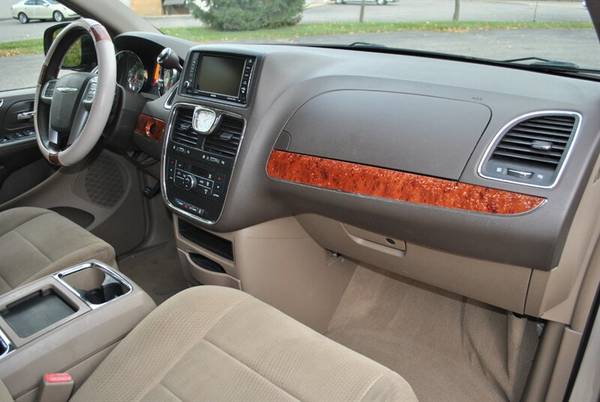 2012 CHRYSLER TOWN & COUNTRY TOURING REAR ENTERTAINMENT STOW N GO... for sale in Flushing, MI – photo 19