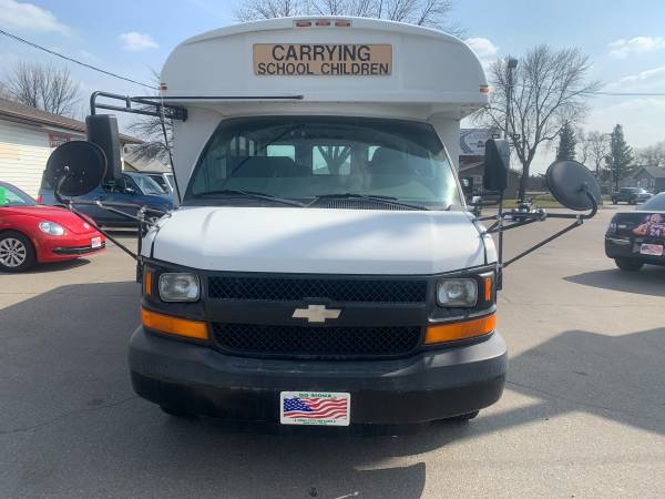 2005 Chevrolet Express Short Bus 15 Passenger - cars & for sale in Grand Forks, ND – photo 3