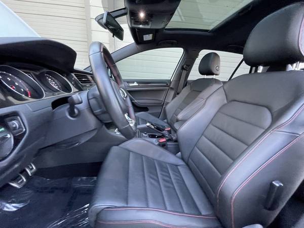 2016 Volkswagen Golf GTI SE w/Performance Pkg - - by for sale in Milwaukie, OR – photo 8