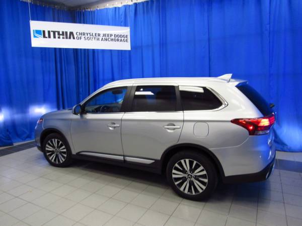 2019 Mitsubishi Outlander SEL S-AWC - cars & trucks - by dealer -... for sale in Anchorage, AK – photo 10