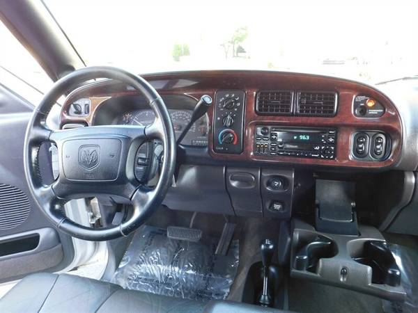 2002 Dodge Ram 3500 Dually 4X4 / Long Bed / 5.9L Cummins Turbo Diesel for sale in Portland, OR – photo 19