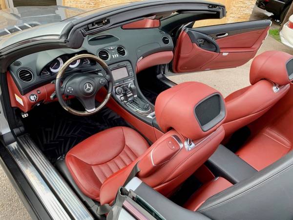 2011 Mercedes SL550 AMG Hard Top Convertible LIKE NEW SL 550 for sale in Austin, TX – photo 18
