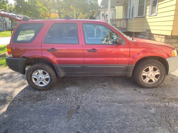 2003 Ford Escape for sale in Rochester , NY – photo 4