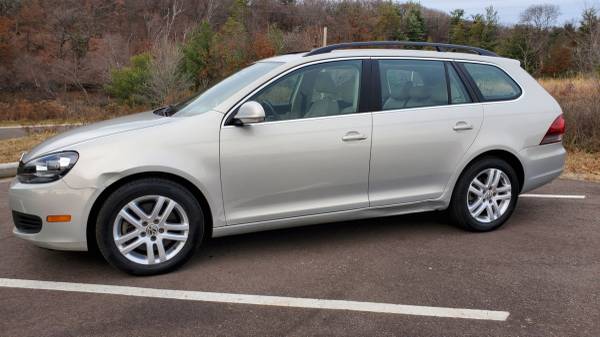 2011 Volkswagen Jetta TDI - cars & trucks - by dealer - vehicle... for sale in Eau Claire, WI – photo 6