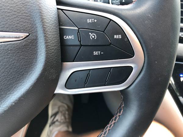2018 Chrysler Pacifica Touring-L mini-van White for sale in Pittsboro, NC – photo 20