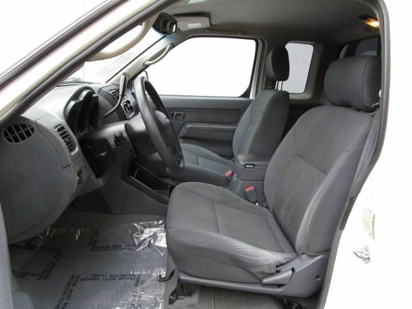 2003 Nissan FRONTIER - CAMPER SHELL - JUST ARRIVED AND SMOGGED - AC for sale in Sacramento , CA – photo 6