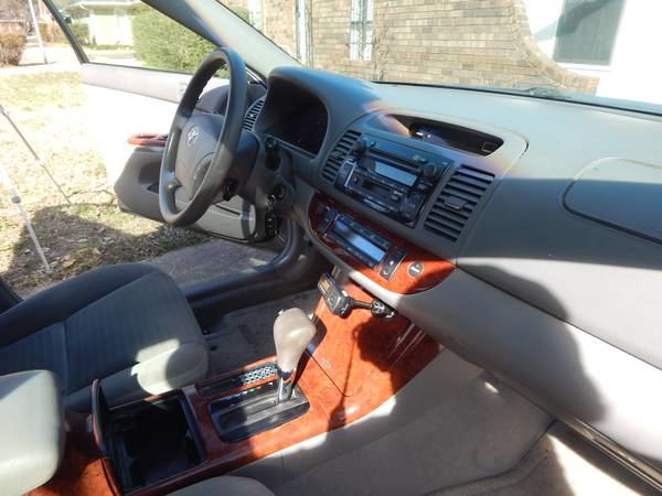 Toyota Camry LXE 2005 - cars & trucks - by owner - vehicle... for sale in Memphis, TN – photo 16