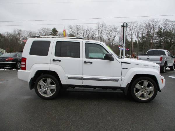 2012 Jeep Liberty 4x4 4WD Limited Jet Heated Leather Moonroof SUV for sale in Brentwood, MA – photo 2
