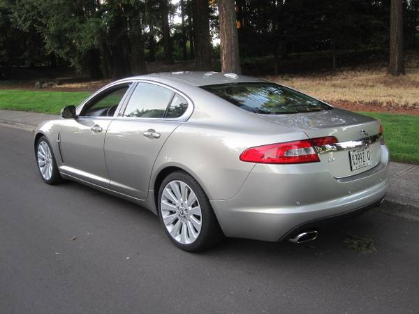 2011 Jaguar XF-Series XF Premium - - by dealer for sale in Portland, OR – photo 2