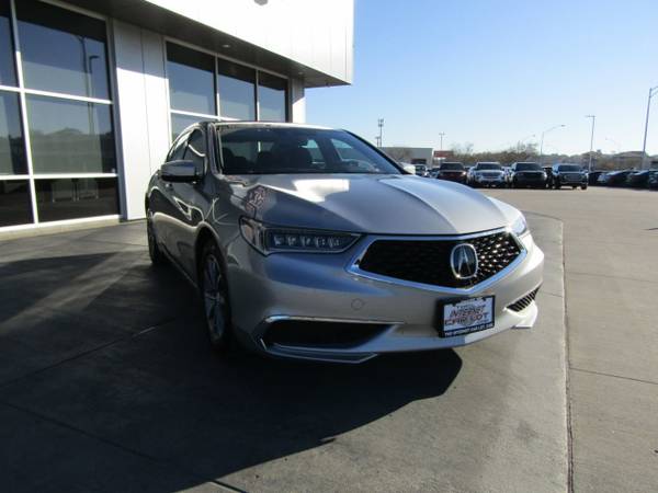 2018 Acura TLX 2 4L FWD - - by dealer - vehicle for sale in Council Bluffs, NE – photo 9