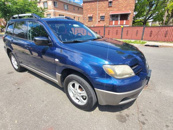 2003 Mitsubishi Outlander, Nice looking! Runs Great w/Clean Title for sale in Bronx, NY – photo 5