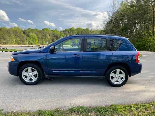 2010 Jeep Compass 4X4 - LOW MILES - NEW TIRES - CHECK OUT PHOTOS for sale in Salt Lick, KY – photo 3