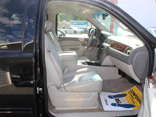 2011 GMC Yukon XL SLT 1500 4x4 SLT 1500 4dr SUV -GUARANTEED CREDIT... for sale in Sacramento , CA – photo 17