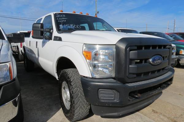 2013 Ford F250 XL Crew 4x4 - cars & trucks - by dealer - vehicle... for sale in Monroe, LA – photo 3