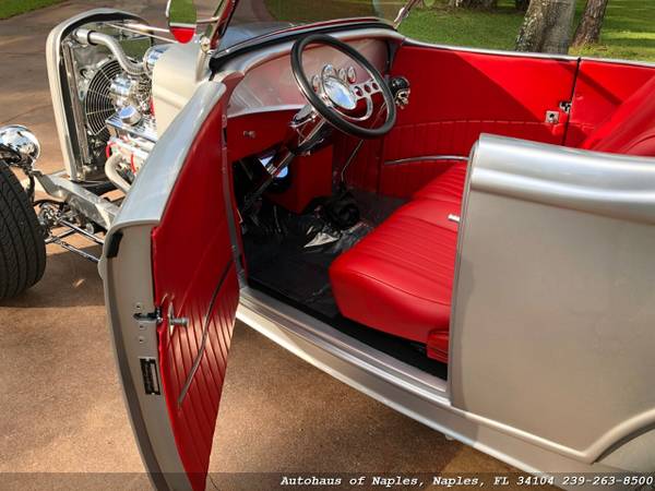 1932 Ford Roadster Hot Rod, less than 2,000 miles since build! Head tu for sale in Naples, FL – photo 10