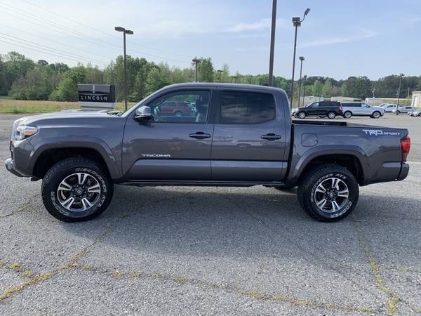 2019 Toyota Tacoma TRD Sport - - by dealer - vehicle for sale in Minden, LA – photo 9