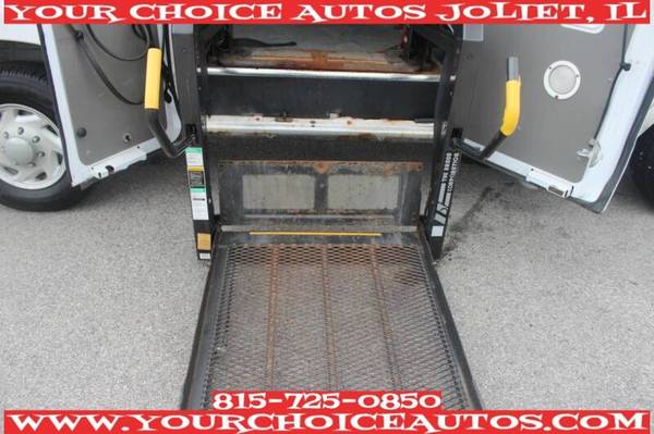 2004 FORD E-250 1OWNER HANDICAP WHEELCHAIR HYDRAULIC LIFT LEATHER -... for sale in Joliet, IL – photo 15
