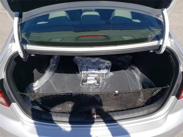 2019 Hyundai Elantra Value Edition sedan Silver for sale in Bentonville, AR – photo 20