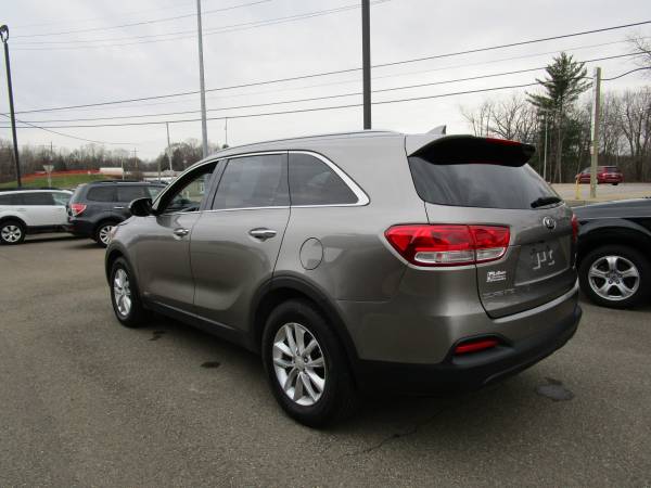 '16 Kia Sorento LX NEW tires AWD ! - cars & trucks - by dealer -... for sale in Waterford, PA – photo 5