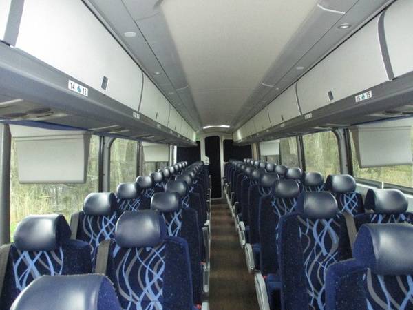 3) 2018 MCI J4500 56 Passenger Luxury Coach Bus RTR 1024836-01-03 for sale in Dayton, NJ – photo 17
