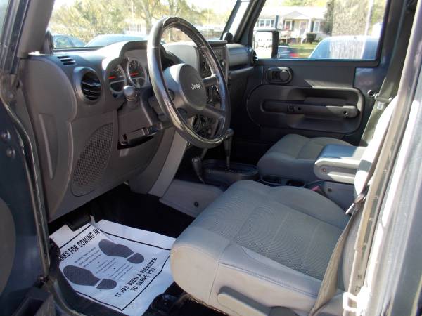 2007 JEEP UNLIMITED SAHARA 4X4, 1 owner, local, looks and runs... for sale in Spartanburg, SC – photo 9