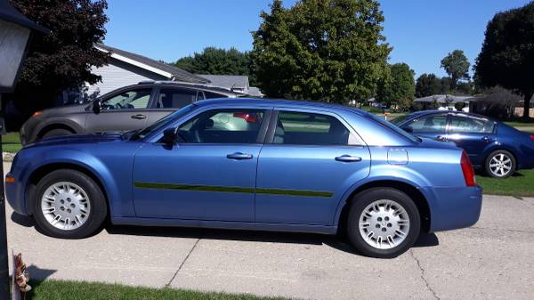 2007 Chrysler 300 for sale in South Bend, IN – photo 2