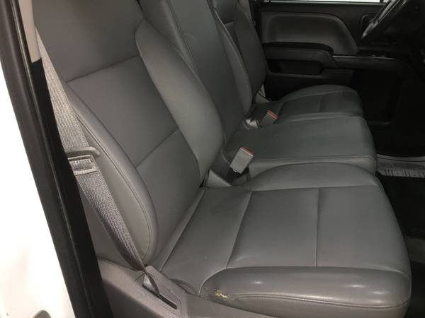 2015 Chevrolet 3500 HD DRW 6.6L Diesel Crew Cab Flatbed - cars &... for sale in Arlington, LA – photo 15