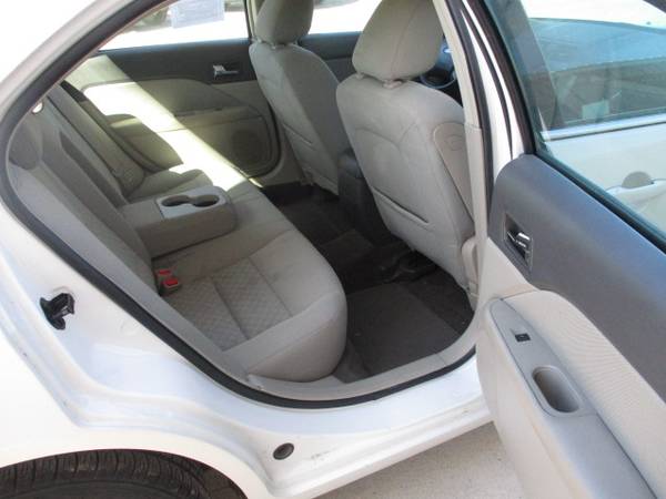 2010 Ford Fusion SE 4 Door Low Miles/72K - - by for sale in CENTER POINT, IA – photo 12