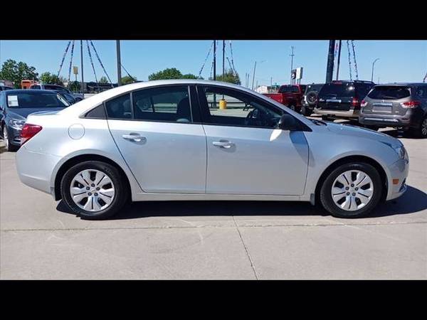 2013 Chevrolet Chevy Cruze LS - - by dealer - vehicle for sale in Wichita, KS – photo 6