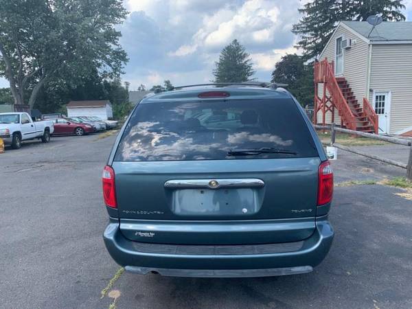2005 Chrysler Town Country 4dr LWB Touring FWD - cars & trucks - by... for sale in East Windsor, MA – photo 6