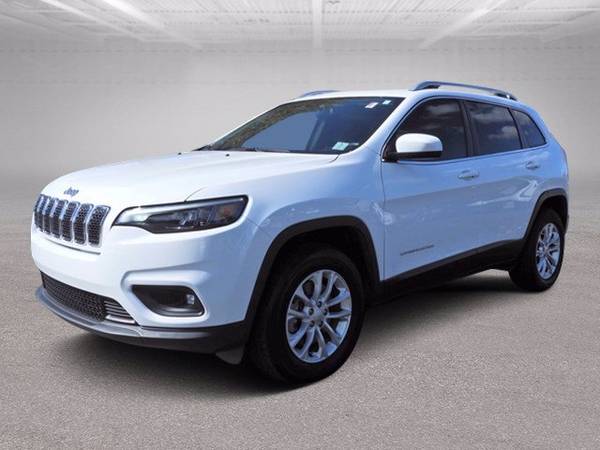 2019 Jeep Cherokee Latitude - cars & trucks - by dealer - vehicle... for sale in Clayton, NC – photo 4