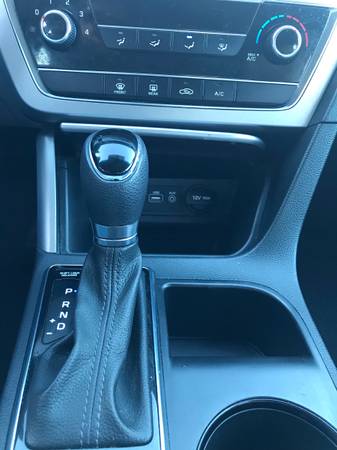 2016 Hyundai Sonata - cars & trucks - by dealer - vehicle automotive... for sale in Beech Grove, IN – photo 14