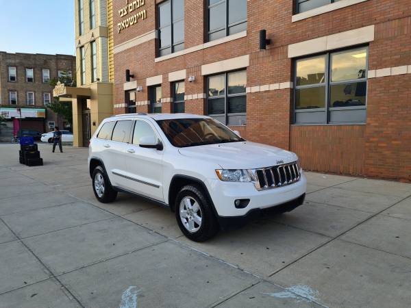 2011 JEEP GRAND CHEROKEE LAREDO - - by dealer for sale in Brooklyn, NY – photo 7