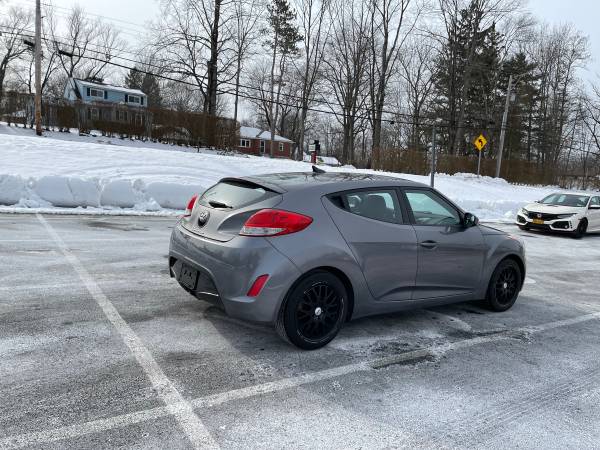 2012 Hyundai Veloster 6 Speed Manual for sale in Wappingers Falls, NY – photo 8
