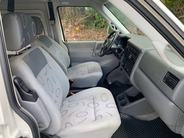 2000 Eurovan Camper only 98k miles one Owner Upgraded by Poptop Worl for sale in Kirkland, MA – photo 11