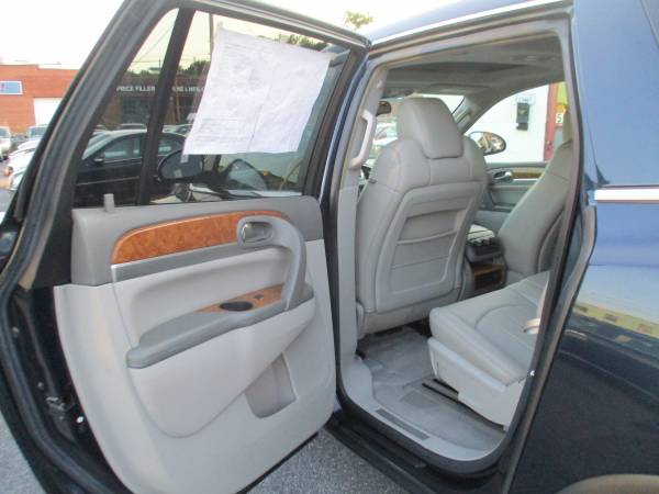 2008 Buick Enclave CXL **Steal Deal/ 3D row seat, Sunroof** for sale in Roanoke, VA – photo 15