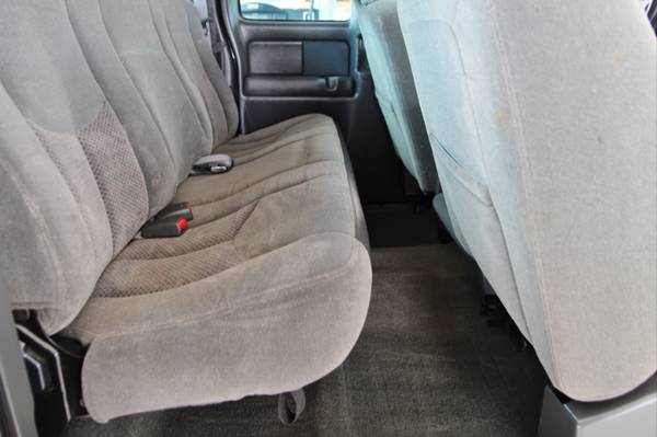 CRAZY CLEAN!! 2003 CHEVY SILVERADO 2500HD 4X4 - DURAMAX - LOW MILES!! for sale in Liberty Hill, TX – photo 20