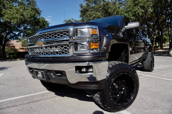 2014 Chevrolet Silverado *(( $25k Miles Custom )) Lifted Truck -... for sale in Austin, TX – photo 4