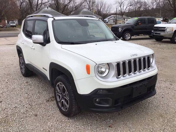 2017 Jeep Renegade Limited 4X4 - cars & trucks - by dealer - vehicle... for sale in Fredonia, KS – photo 4