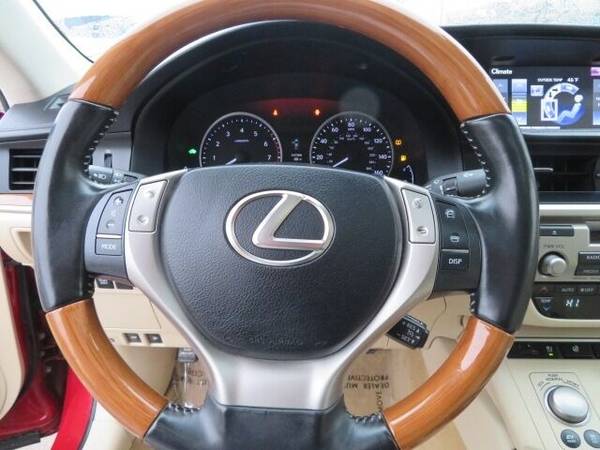 2013 Lexus ES 300H Hybrid... 93,000 Miles... $14,900 **Call Us Today... for sale in Waterloo, IA – photo 13