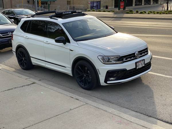 2020 Volkswagen Tiguan SE R-LIne 4Motion for sale in milwaukee, WI – photo 2