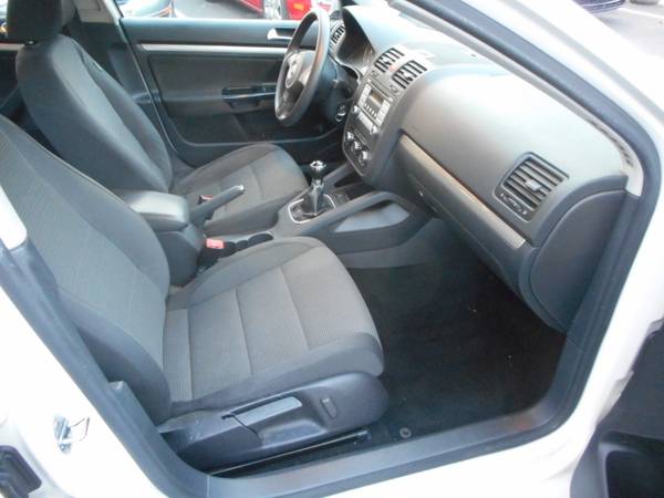2010 VOLKSWAGEN JETTA 2.5S 5-SPEED MANUAL, ONLY 82K MILES. for sale in Whitman, MA – photo 13