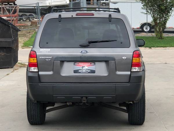 2006 FORD ESCAPE. 4X4.ONLY 136K.RUNS GREAT.FINANCING for sale in Omaha, NE – photo 9