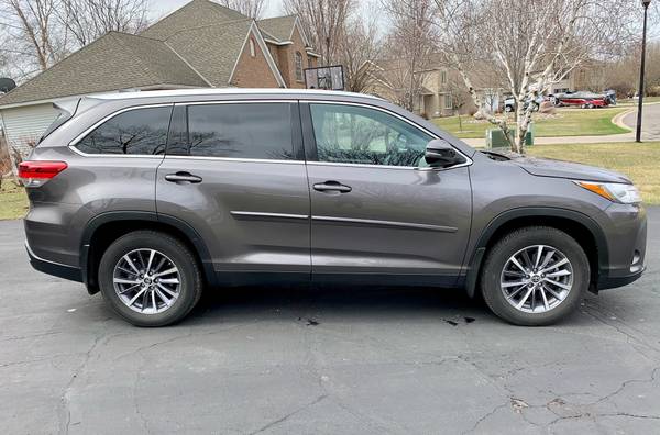 2019 Toyota Highlander AWD XLE V6 for sale in Sartell, MN – photo 4